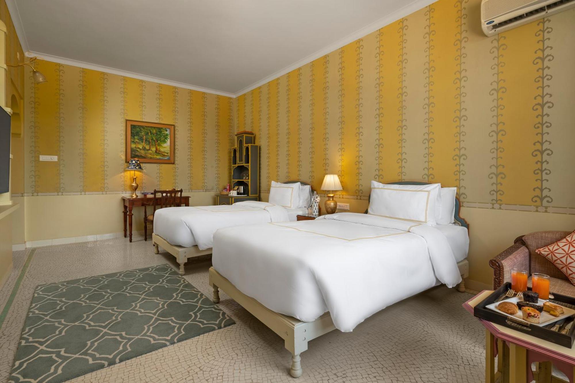 Gaj Kesri Hotel ไบคาเนอร์ ภายนอก รูปภาพ