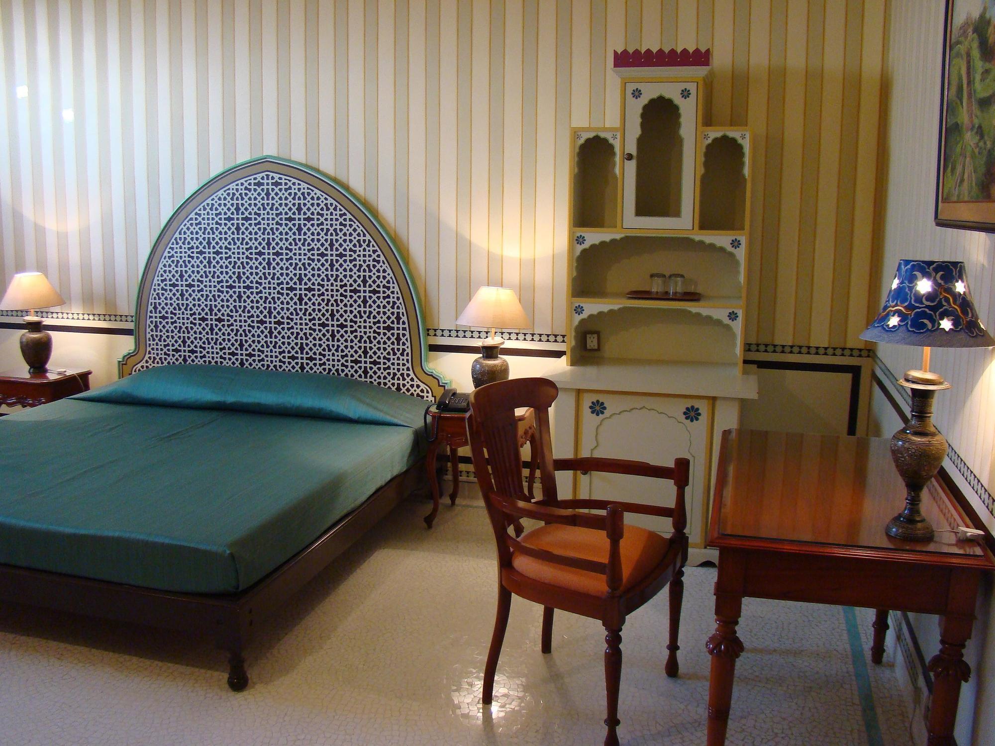 Gaj Kesri Hotel ไบคาเนอร์ ภายนอก รูปภาพ